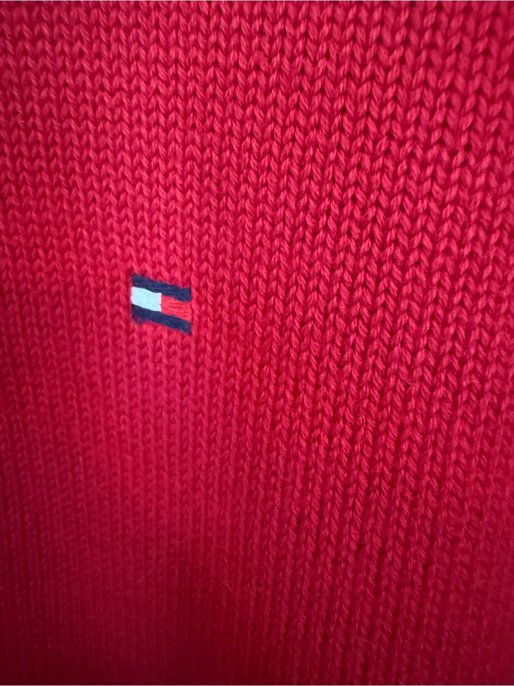 Tommy Hilfiger Men’s Red Crewneck Sweater with Flag Logo - Picture 2 of 5